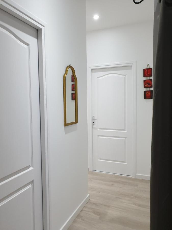 Appartement Hyper-Centre Epernay Avec Sauna Et Parking Prive ภายนอก รูปภาพ