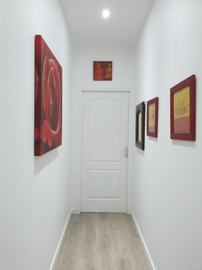 Appartement Hyper-Centre Epernay Avec Sauna Et Parking Prive ภายนอก รูปภาพ