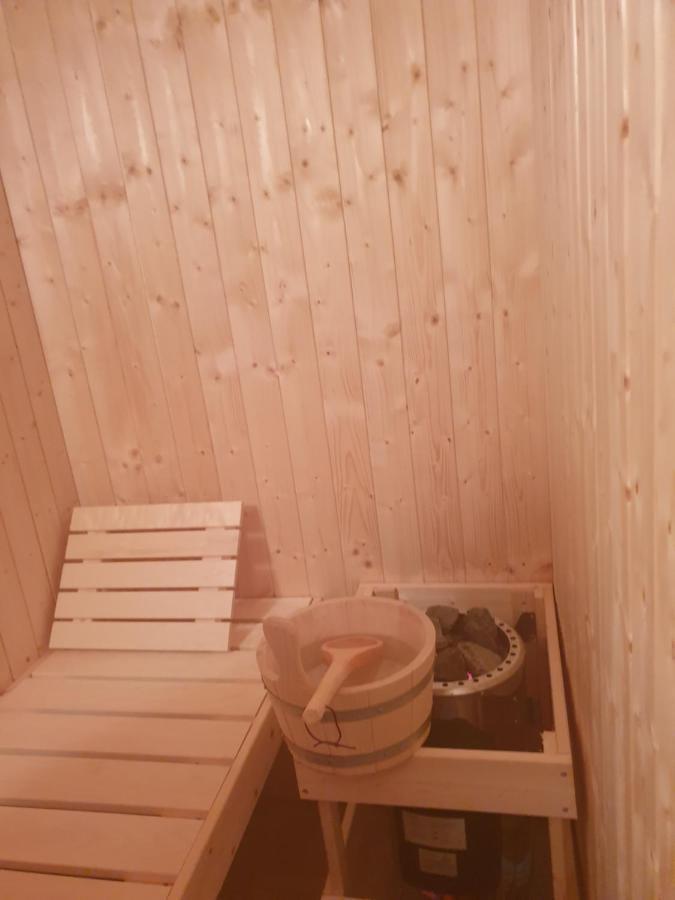 Appartement Hyper-Centre Epernay Avec Sauna Et Parking Prive ภายนอก รูปภาพ